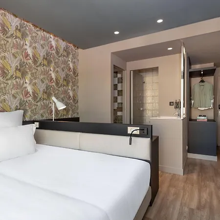 Casual Kubic Athens Hotel Room photo